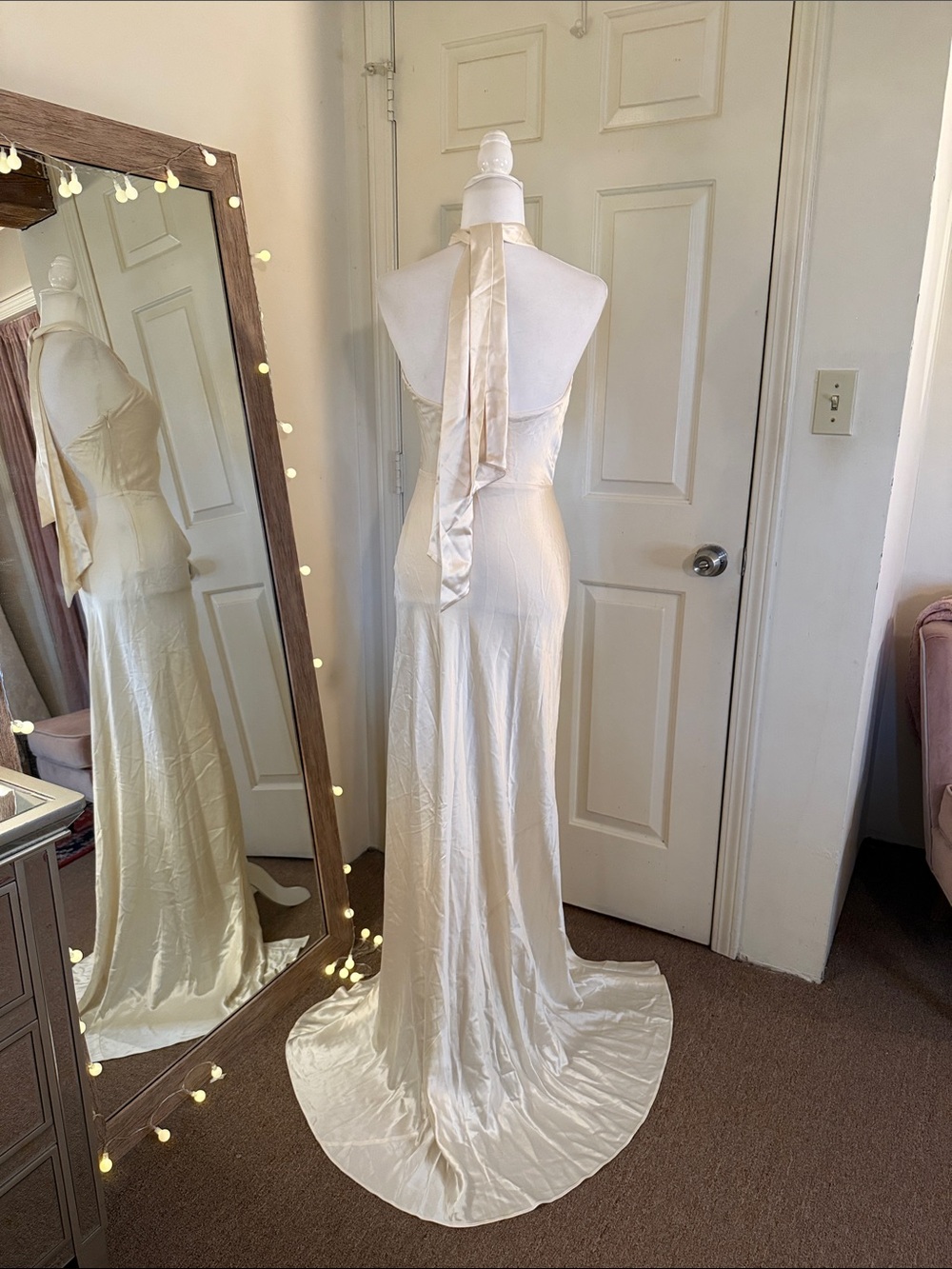 Ronny Kobo Samra Satin Twist-Halter Column Gown - Picture 12 of 15